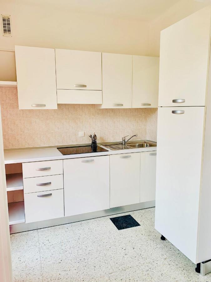 Ferienwohnung Dependence Le Pygmalion Menton Exterior foto